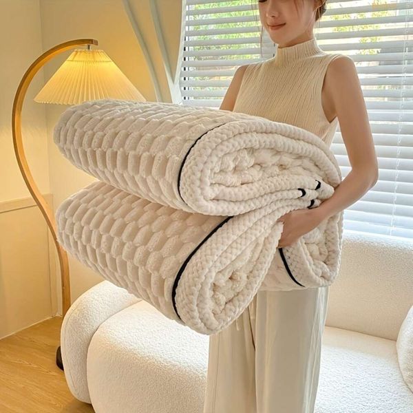 Waffle-weave Microfiber French-style Throw - All-season Striped Blanket for Travel & Home Comfort
