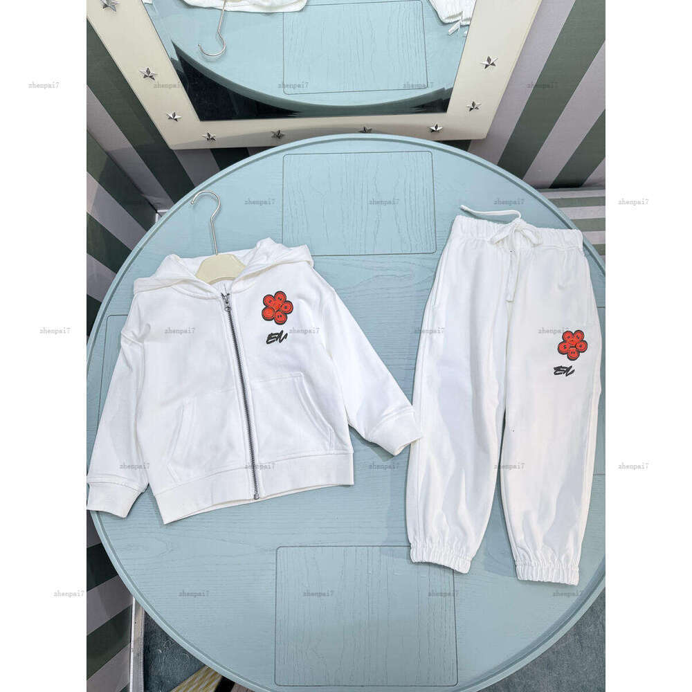 Top hooded baby jacket set Floral print tracksuits kids designer clothes Two piece set girl boy coat and pants A959X26N000