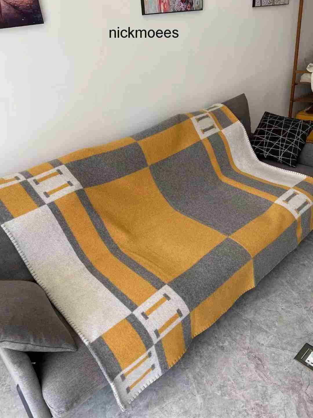 hernely Christmas Childrens Sofa Blanket designer blanket throw cashmere vibration blanket copert Home Travel Throw Summer Air Conditioner Beach hom