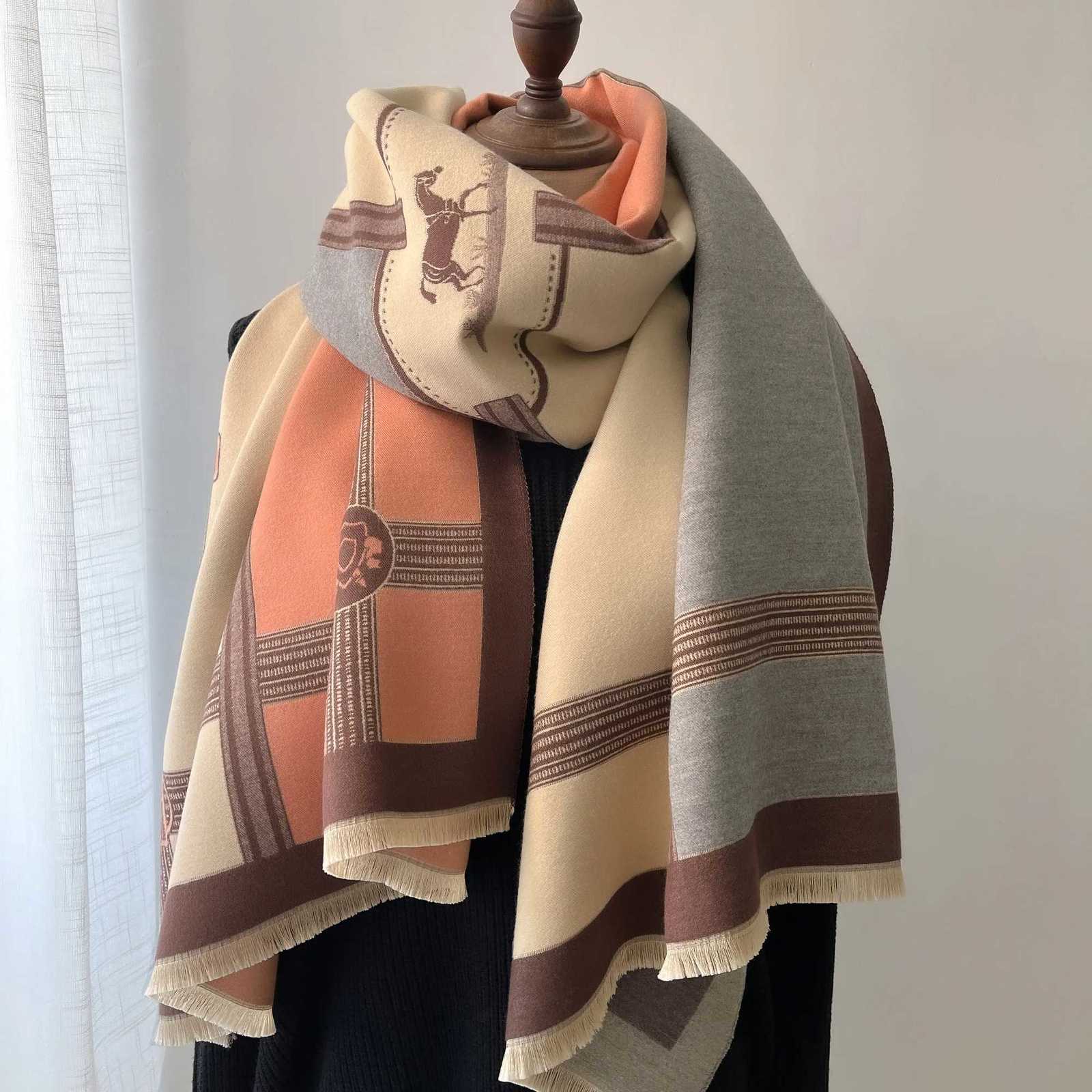 Designer NEW Luxury Winter Thick Warm Scarf Wen Cashmere Shawl and Wraps Pashmina Neckerchi Bufanda Fa Long Tel Echarpe 2025 G250904