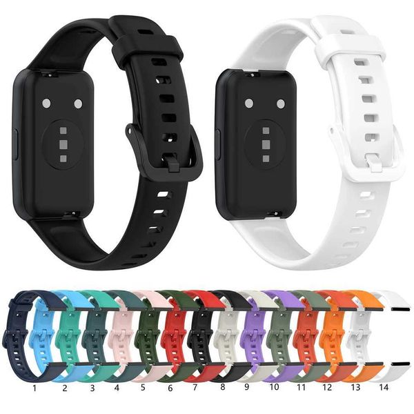 Hot Sale Comes with 7 wristbands Prum TPU fitness tracker Wah strap T241115