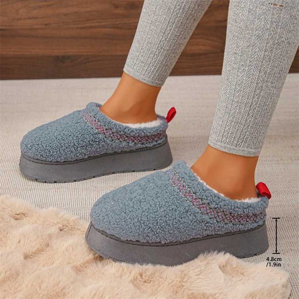 slides clogs Thick soled snow shoes women slippers outdoor wear autumn winter new item with toe cover and added fleece for warmth one foot c