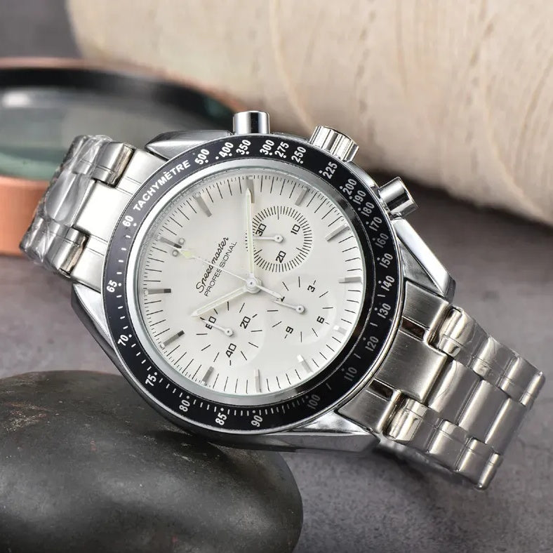 AAAA Stainless steel Wrist Sapphire glass Six needles Watch Men Mens Watches All Dial Work Quartz Watchs Brand Clock Men Fashion speed master omgs00