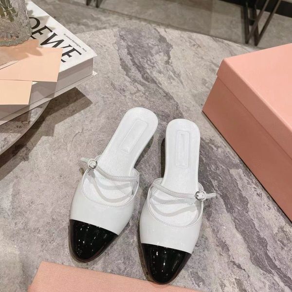 2024 New slippers sandals dress shoes Letter Patent leather stiletto High heels Women slides low heels designer sandals party women