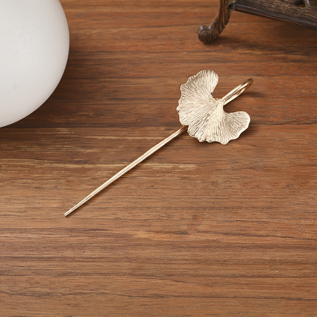 TEMU Elegant Ginkgo Leaf Shaped Women's Hairpin - Vintage Bohemian Style, Alloy, Holiday Parties & Casual Attire, Single Piece, Hair Accessories