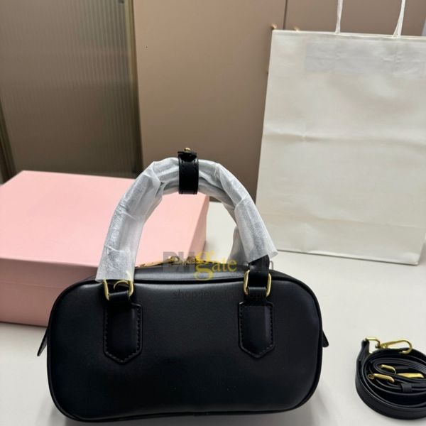 Handbag High quality retro playful pop bag Princess style all-in-one shoulder bag can be salt can be sweet fashion