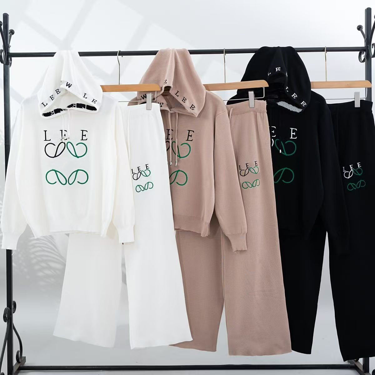 Women&#039;s Tracksuits Womens Tracksuits Autumn Winter Designer New Letter Hot Knitted Loose Casual Hoodie Base Sweater Set 4 Colors