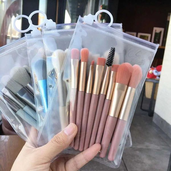8pcs pincéis macios de maquiagem fofos definidos para fundação Cosmetics Blush Powder Eyeshadow Kabuki Blending Makeup Brush Belic Beauty To