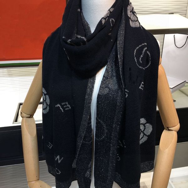 Designer Scarves Scarf Simple Black White Hair Band Wraps Women Cashmere Scarves Hot Design Fashion Warmth Gift Couple Family