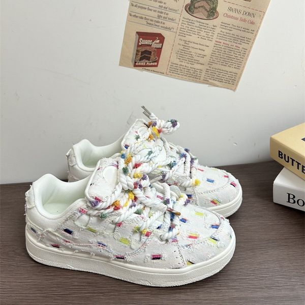 Spring-Autumn Women&#039;s White Bread Shoes with Thick Sole Stylish Student Athletic Footwear