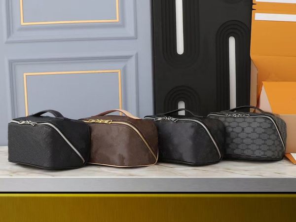 Men Womens Makeup Bag Designer Women WashBag Large Capacity Cosmetic Bags Toiletry Bag classic Man Travelling Toilet Bag.