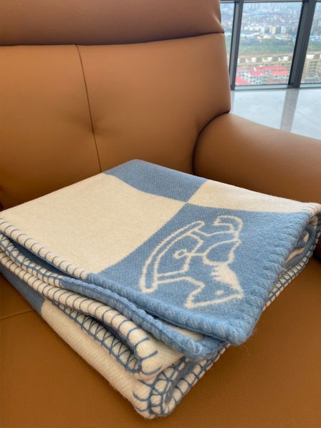 Baby H Wool Girls Blue Blanket and Cushion 100&140cm TOP Quailty Letter Blankets BOY GIRL Home Sofa