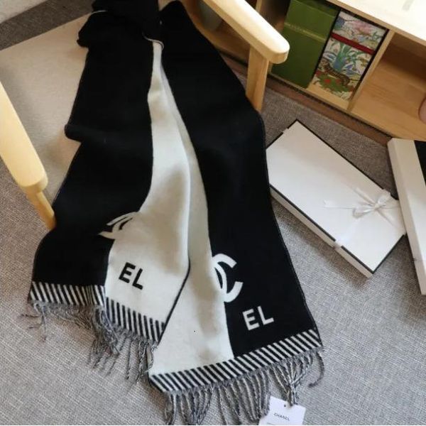 Scarves New top Women Man Designer Scarf fashion brand Cashmere Scarves For Winter Womens and mens Long Wraps Size 180x30cm Christmas gift