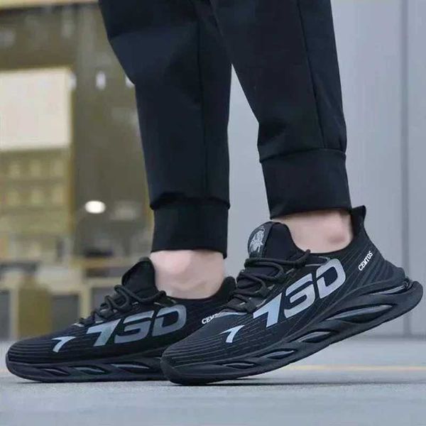 Homem de malha de malha leve casual casual Sapatos Summer Summer Breathable Cool Running Shoes Fashion Sole confortável não escorregadio mac