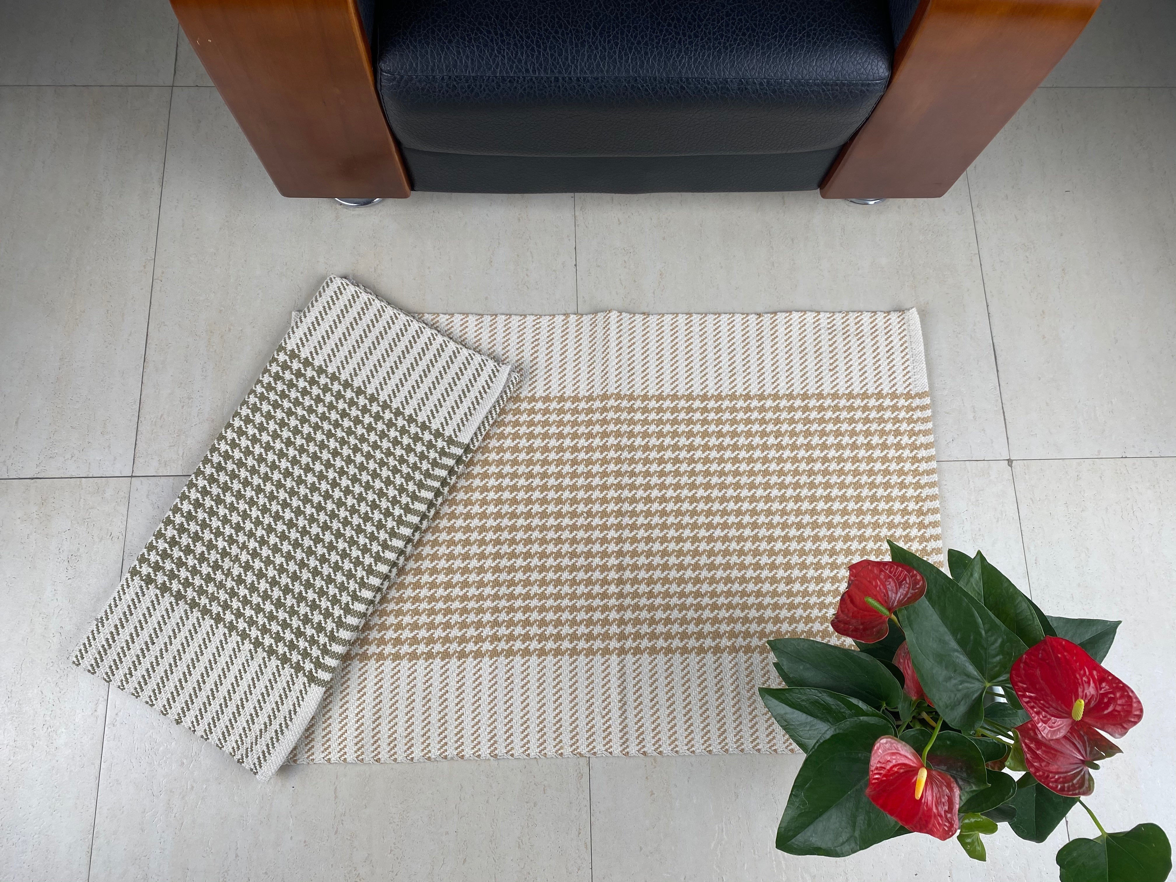 Multi-Functional Handmade Cotton Floor Mat Sturdy Design Perfect for Various Rooms
