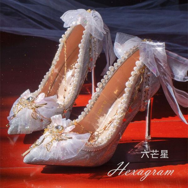 With box Rite of passage wedding party sandals heels Mary Jane lolita bow diamonds pearl women shoes designer sandals heels Red background b