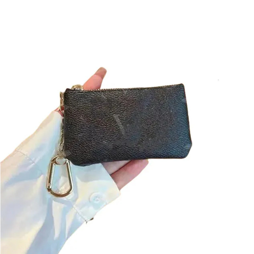 Wallet Retro Keychains Womans Cardholder Simple Small Bag Keyring Modern Fashion Letter Plaid Leather Wallet Designer Woman Zippy Te019 Card Holder