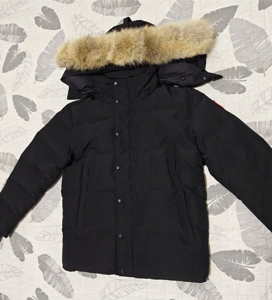 Canada Puffer Jackets Men Designer Real Coyote Fur Outdoor Wyndham Windbreaker Jassen Outerwear Hooded Fourrure Manteau Down Coat Hiver Park
