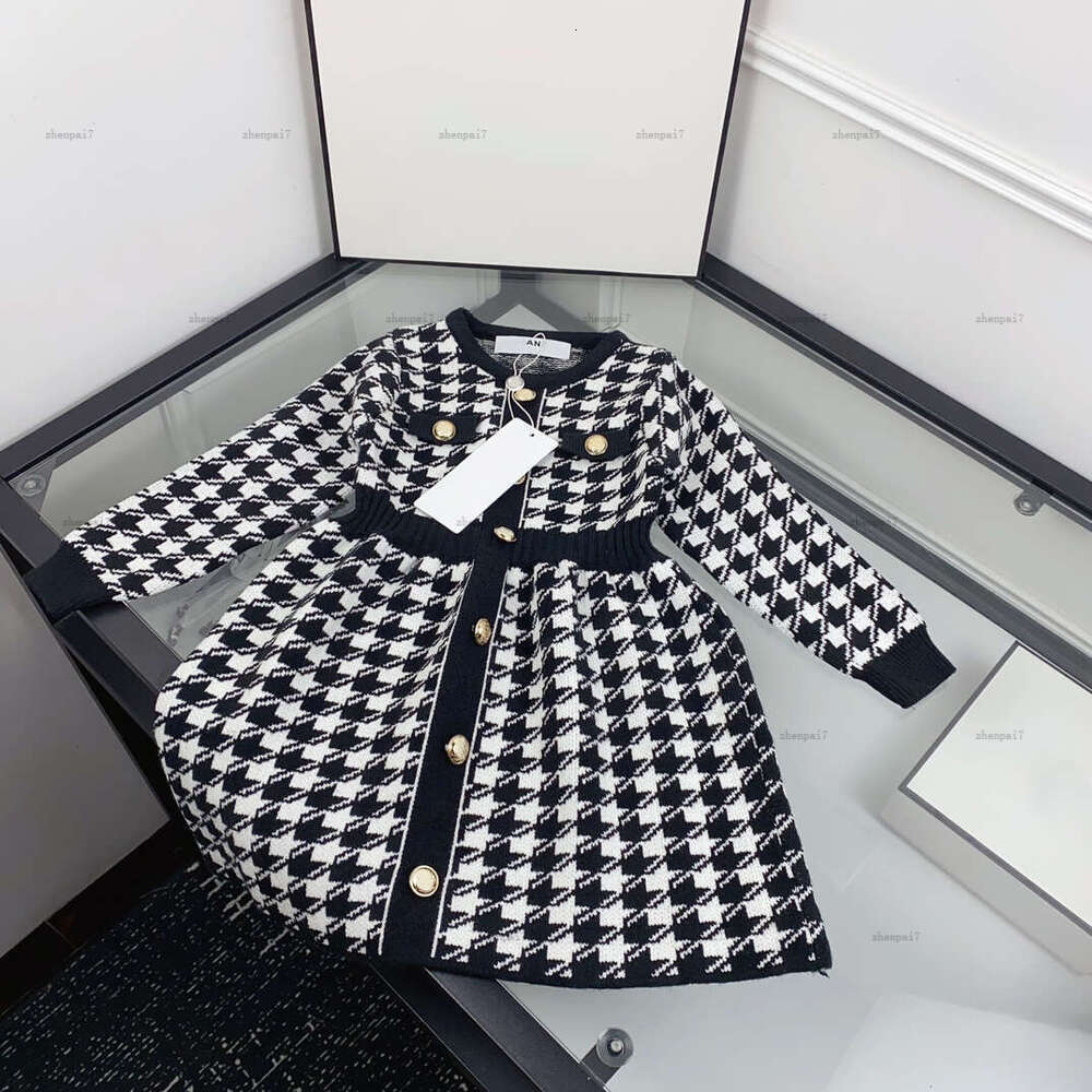 Top newborn bodysuit Long sleeves toddler skirt summer infant jumpsuits Knitted cardigan and dress A128X04N079