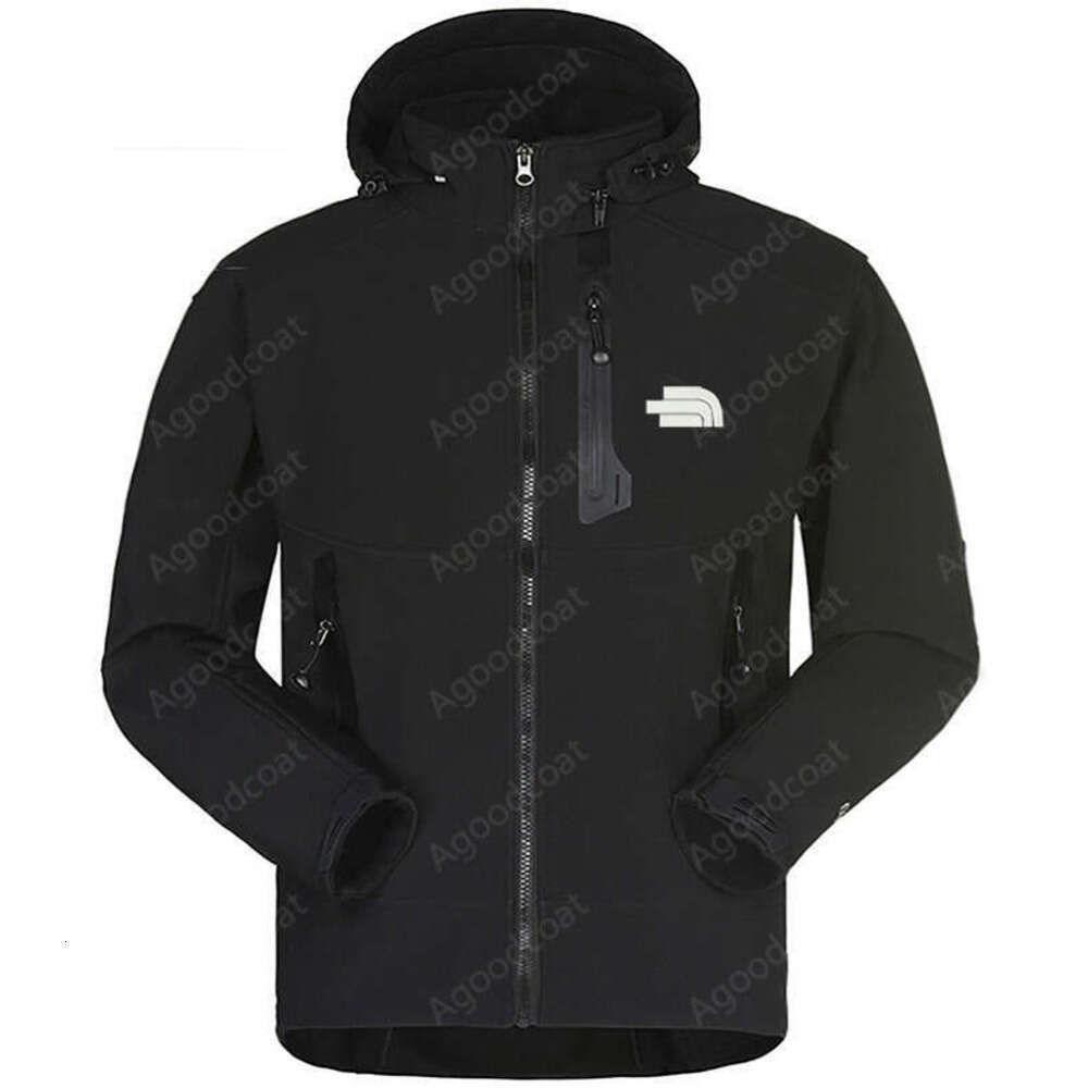 Men Waterproof Couple Breathable Jacket Softshell Designer Jacket Outdoors Waterproof Jacket Sports Coats Ski Hiking Winter Outwear Soft Shell Hikin