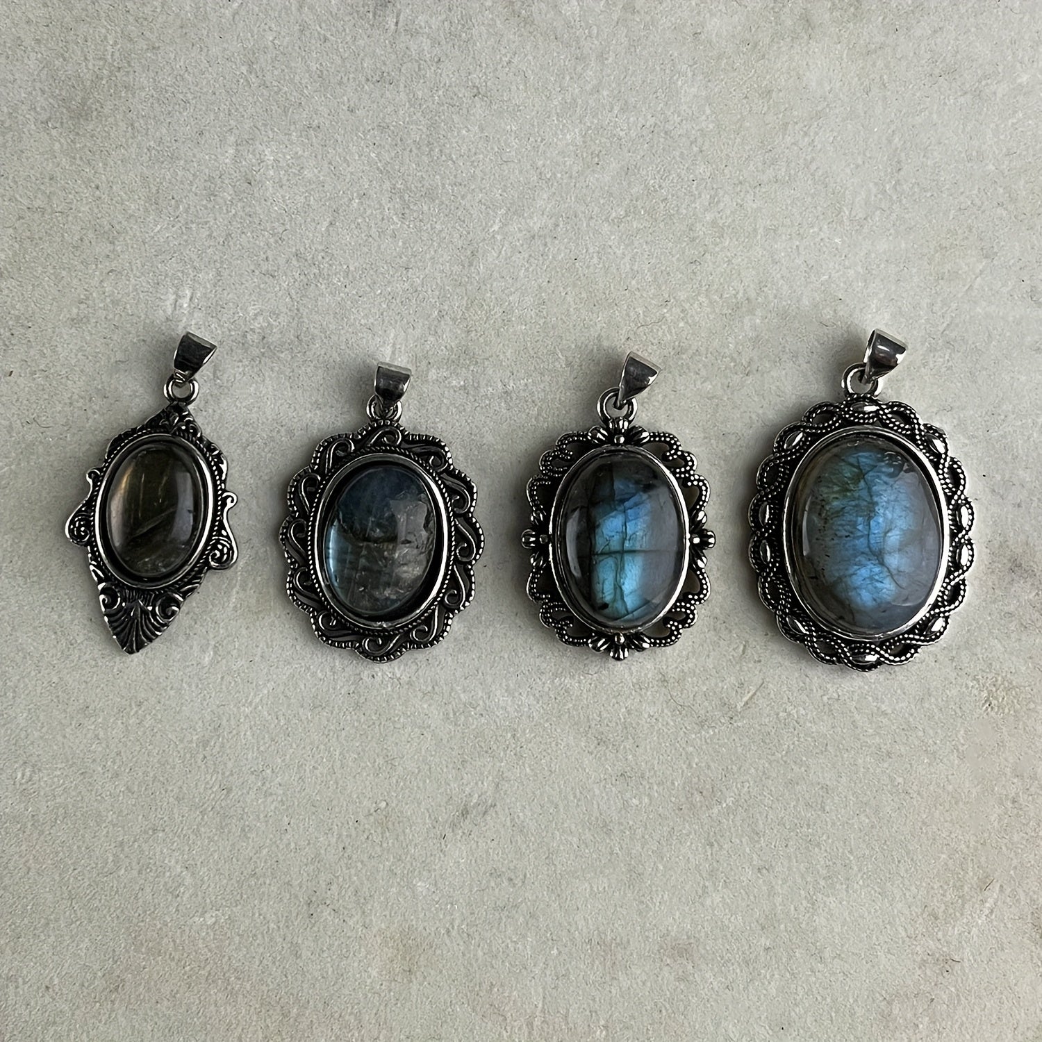 TEMU 4pcs-set Yuyekai Vintage Bohemian Natural Stone Pendant, Antique Silveryy Plated Labradorite Cabachons, Iridescent Hues, Mixed Style, With