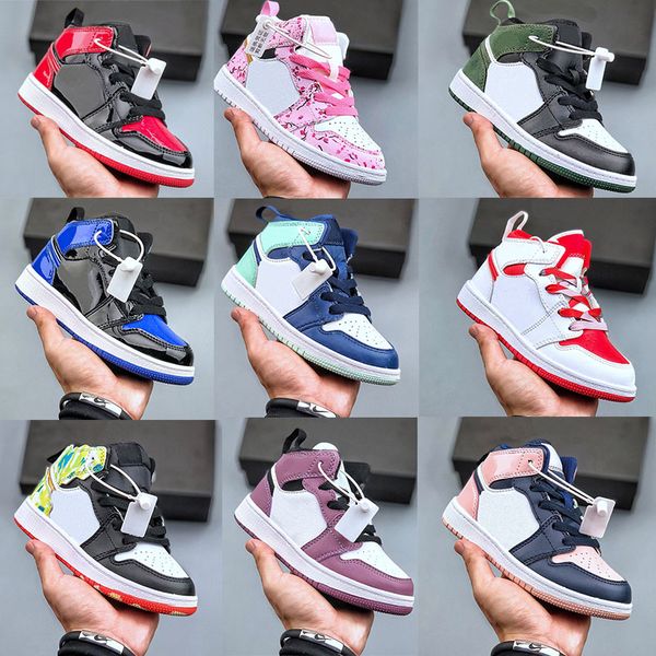 2023 Kids Designer 1 Basketball shoes Sneakers Boys Girls Banned 1s Athletic Outdoor Game Royal Obsidian Chicago Red Bred Melody Mid Multi-C
