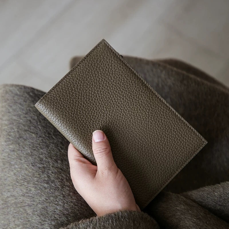 (Premium Quality) Fashion Women&#039;s Wallets Purse Card Holders Passport Cover with Gift Box