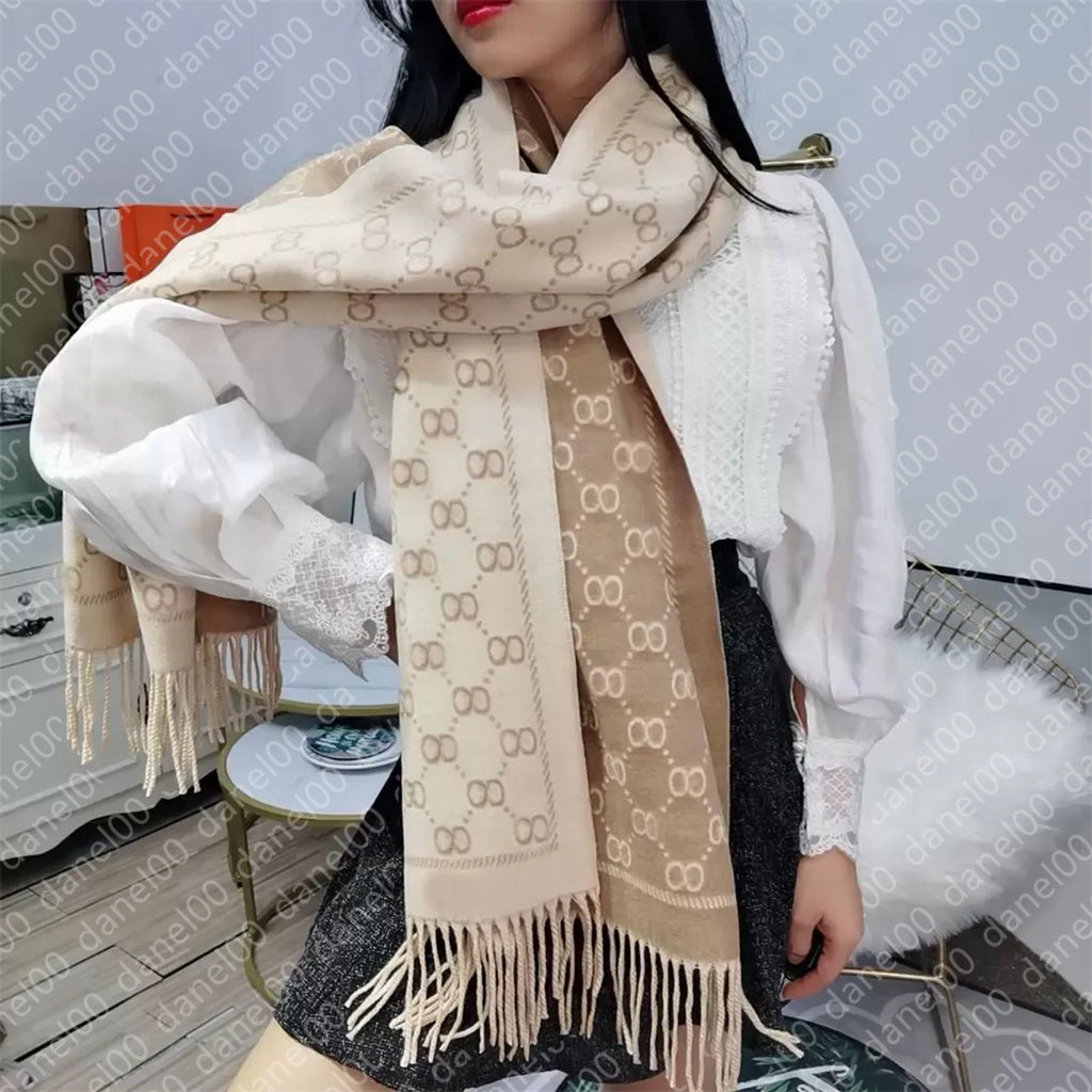 Stylish Women Cashmere Scarf Classic Full Letter designer scarf Soft Smooth Warm Wraps With Tag Autumn Winter Long Shawl Quality Gift Must-Have 6 St