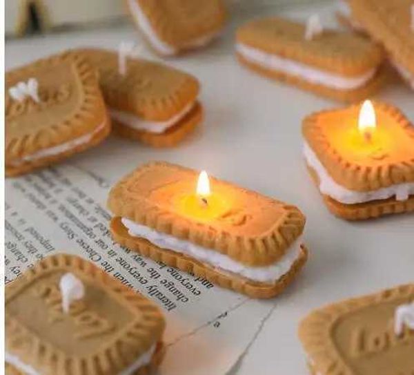 Cute candle decoration birthday creative design Cookie shaped aromatherapy candle 1 piece home decoration CL240907
