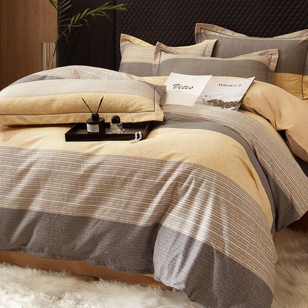 2x2.3M 4-Piece Bedding Set, Elegant Earth Tone Duvet Cover with Pillowcases for Modern Bedroom Decor