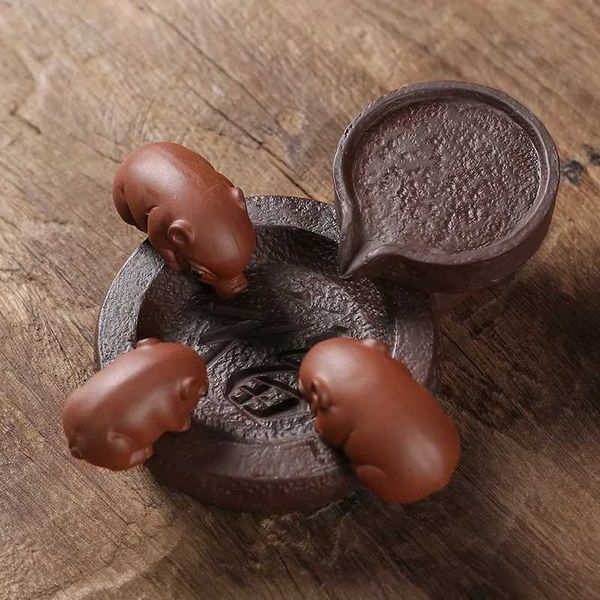 Good Fortune Purple Clay Tea Pet Little Pig Drink Water Chinese Handicrafts Kung Fu Tea Ornaments Home Decor Tea AccessoriesXJ240814