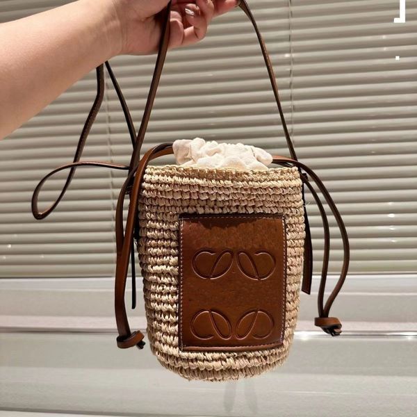 Senior designer light luxury small woven bucket bag straw mobile phone bag lipstick bag cosmetics fashion bag large capacity portable one-sh