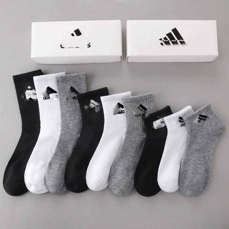 Trendy Grey High Sock Men&#039;s Sports Stockings Pure Cotton Mid Calf Outerwear For Autumn-Winter Popular Online Style