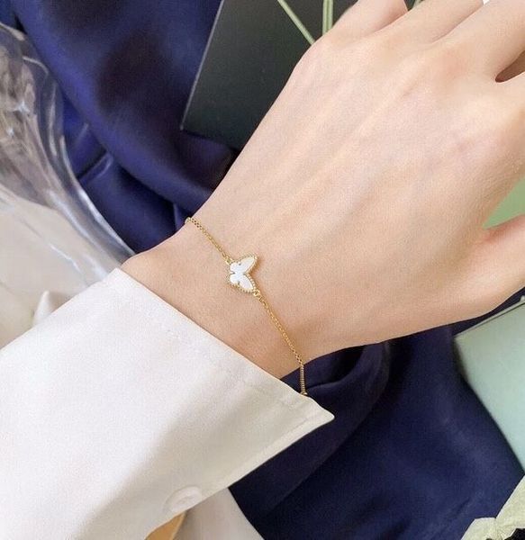 S925 sterling silver sweet butterfly designer charm bracelet for women luxury brand shell short choker clover bangle bracelets necklace earr