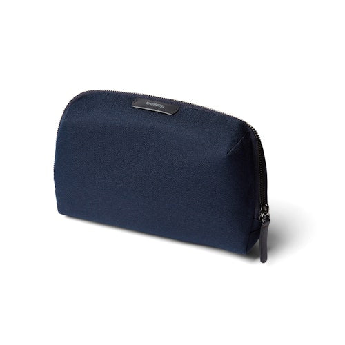 Bellroy Desk Caddy Tech organizer and flexible carryall pouch Navy