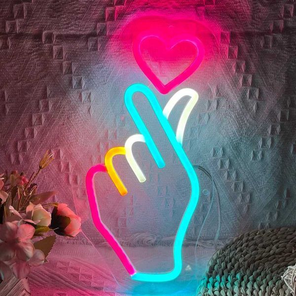 New Arrival Hand To Heart Gesture Neon Sign Bedroom Home Party Wedding Decoration Sign Love Background Decoration Game Room Decor Lamp Signs