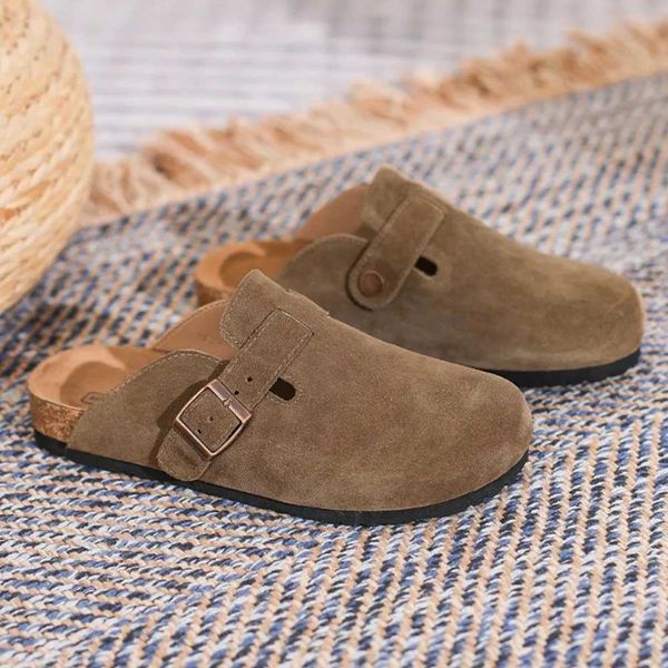 Slippers Leater Womens Summer Luxury Sandals with Treasure Head Cork Hanger Alf Outer Cowhide Flat Soes qwertyui45 H241109