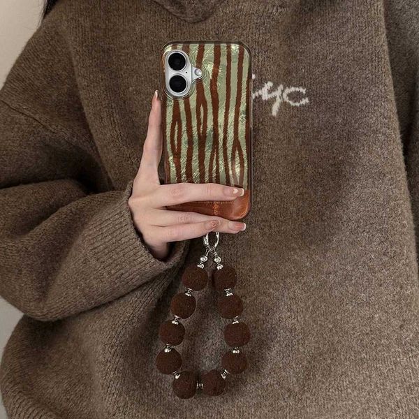 New Arrival Spiral pattern irregular brown stripe phone case with plush chain suitable for iPhone 11 12 13 14 15 16 Pro Max Z241209