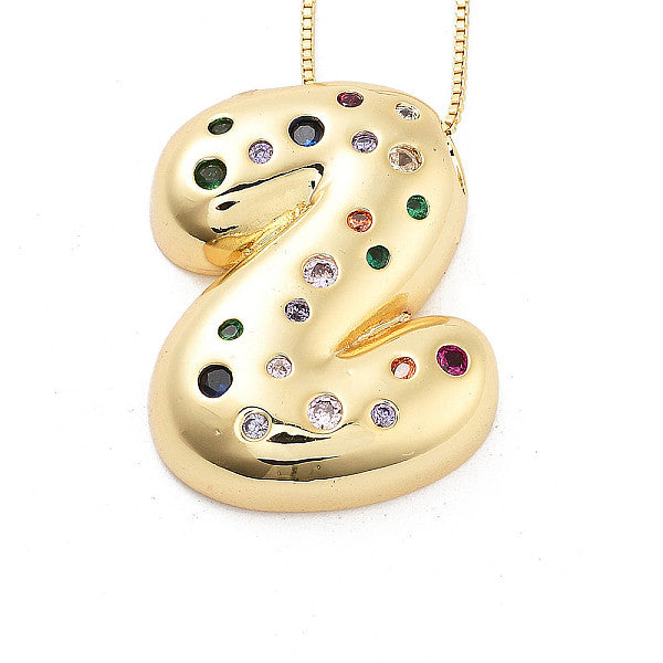 Collares colgantes con letras de circonita cúbica micropavé de latón