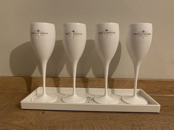 Acrylic Christmas Celebrate Party Wedding plates White Champagne Dishes tail Flutes Goblet Elegant Trays