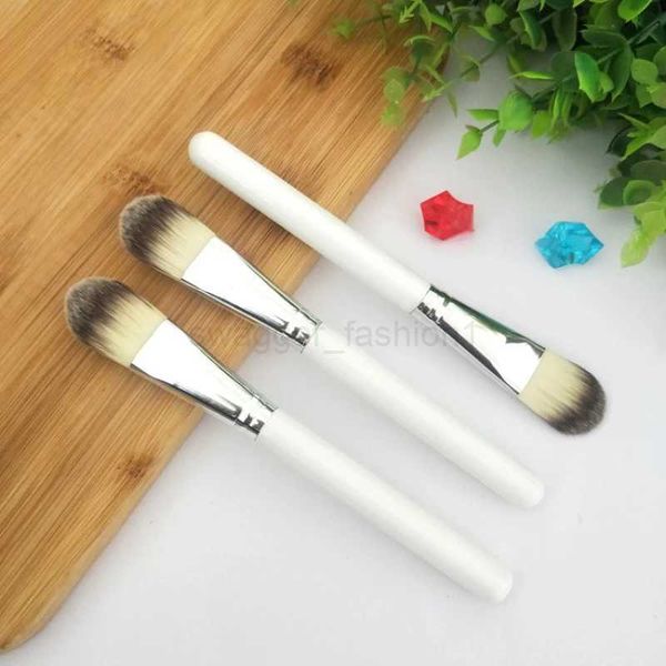 Wooden handle mask brush Wet powder blush loose powder foundation brush beauty makeup brush tool beauty for make upXJ240807