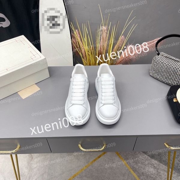 DS686 Design New Men's Low Top Top Shoes Casual Top Top With Lace Up Sole Sole, Respirável, Confortável, Non Slip, Diário Unissex 34-45