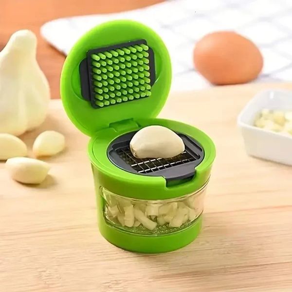 1pc Manual Garlic Press Mincer Ginger Crusher Kitchen Tool Grater Cutter Peeler trituradror de alho 250107