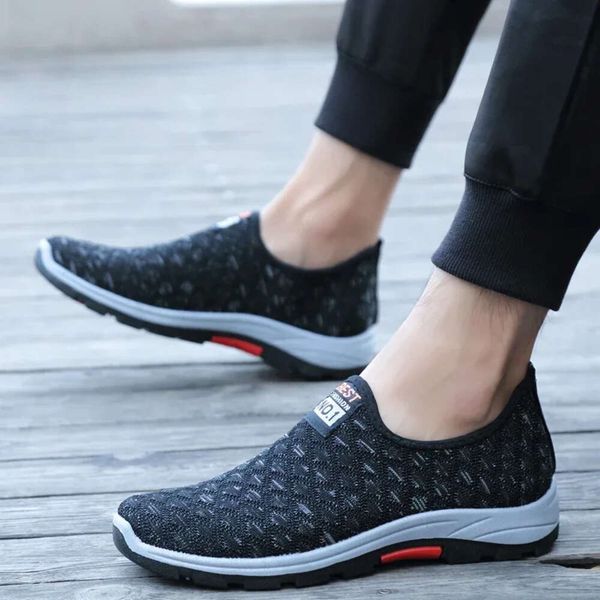 Summer Lightweight Men&#039;s Outdoor Casual Sneakers Breathable Walking Slip on Men Sport Shoes Zapatillas Hombre dhshoess