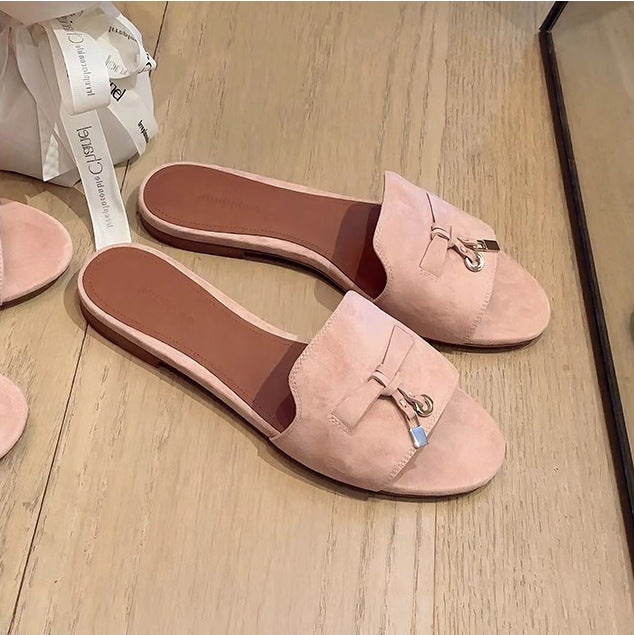 Free shipping designer French fringed lock outerwear slippers, women&#039;s summer round toe exposed flat flip-flops, half flip-flops