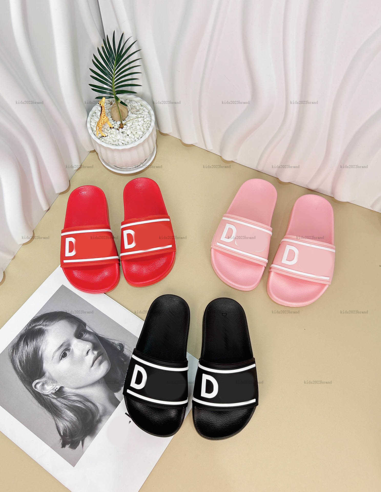New baby slippers Letter printing kids girls shoes sizes 26-35 Including shoe box designer summer boys Sandals