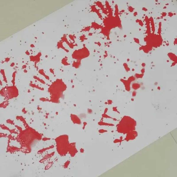 Halloween Bath Floor Mats Bloody Bathroom Color-changing Floor Mats Turn Red In Water Color-changing Bath Mats NOT a CarpetC241227