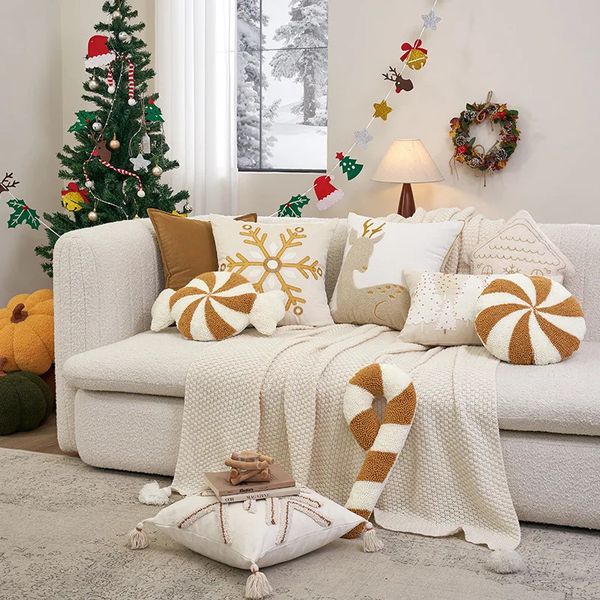 gold Christmas cushion cover Year holiday Christmas embroidery pillowcase Nordic sofa decoration pad 241106