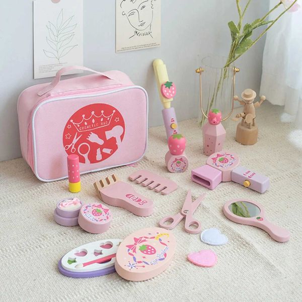 Beauty Fashion Play House toy set made of wood with cosmetic bag suitable for childrens games for life H241017