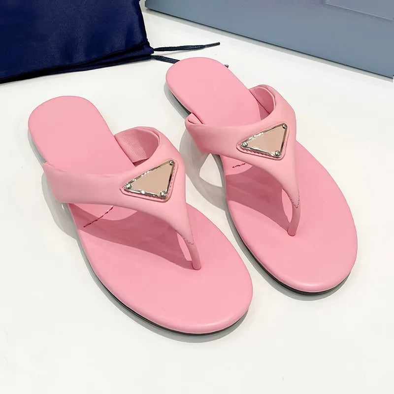 Summer luxury Sandals Designer womens Sliders Flip flops Slipper Fashion Genuine Leather slides Metal Chain Ladies Casual shoes Flat Bottom With Box